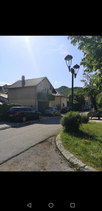 Apartman Sunny Daire Cetinje Dış mekan fotoğraf